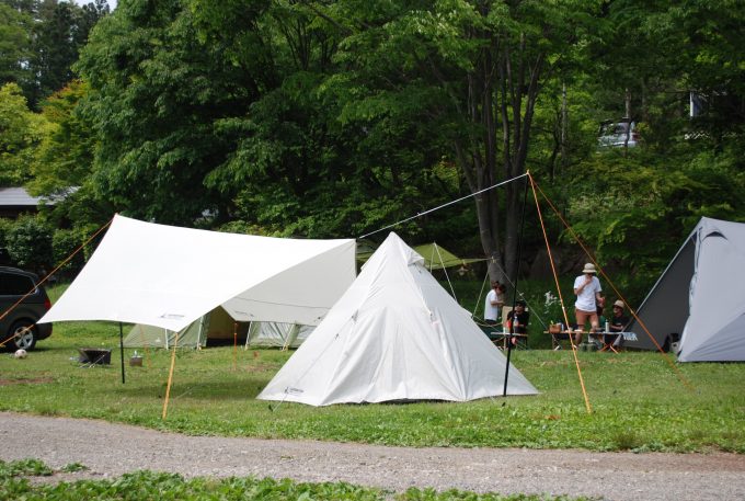 ソロ用の参考にキャプテンスタッグのワンポールテントヘキサゴンをチェック | Have a good camp