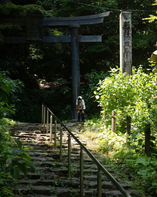 久々に那須岳でも登ろうと思って出かけたけど 週末の那須が混むことをすっかり忘れてて駐車場渋滞により撤退 目的地変更して息子と2人で大平山を歩いてきました  お小遣いを使い切ってしまった息子氏 どうしても欲しいフォートナイトのスキンがあったようで 山歩き一回につき一個買ってあげる と言ったら渋々ついてきました  というのが今回のいきさつです😂  #大平山 #ハイキング #haveagoodcamp #lifeoverground